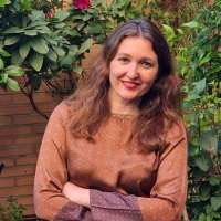 Coach Alicia Meg&iacute;a